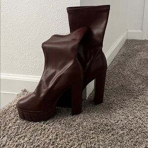 Fashion Nova Rich Brown Heeled Boots